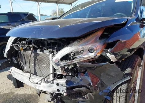 2017 Nissan Murano S z USA, uszkodzony, nr VIN 5N1AZ2MG0HN199199